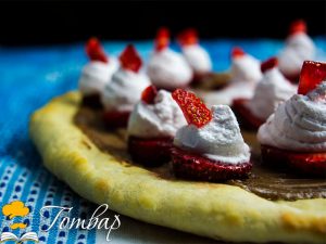 Готвар, рецепта - Пица с шоколад и ягоди