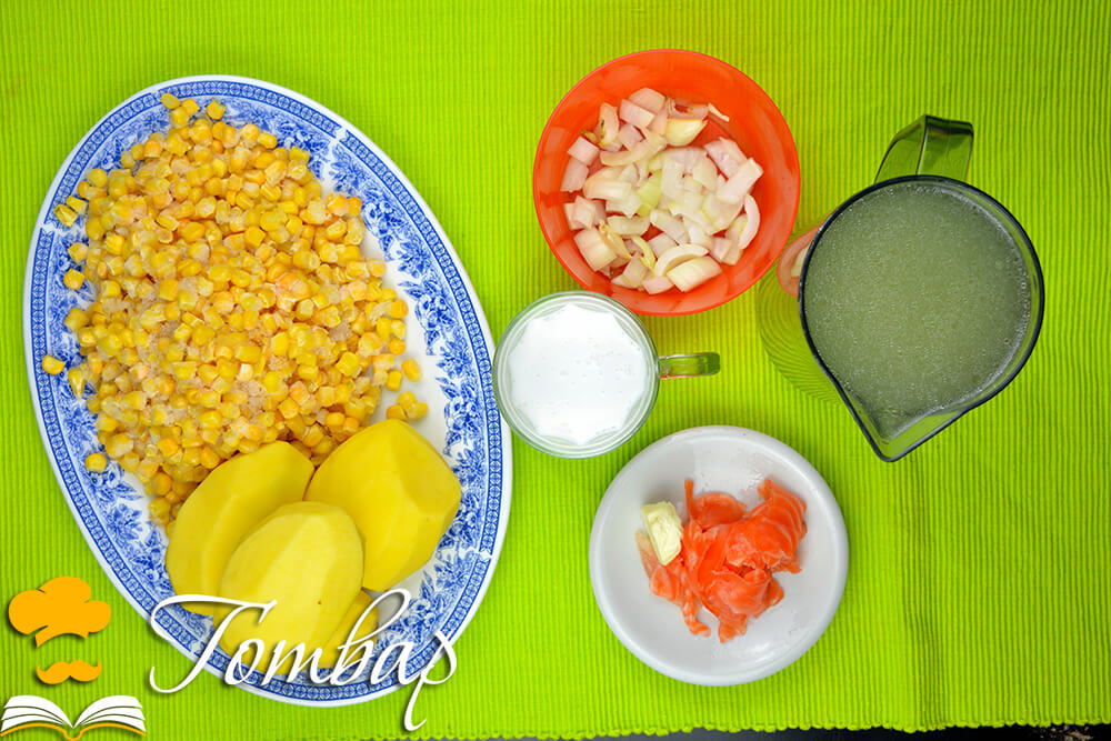Готвар - Крем супа от царевица и картофи със сьомга