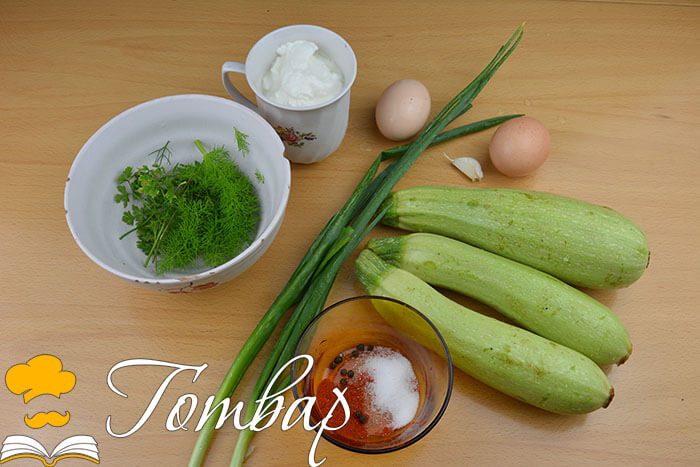 Готвар, рецепта - Здравословна супа от тиквички с къри