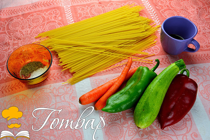 продукти Готвар, рецепта - Спагети с мариновани зеленчуци